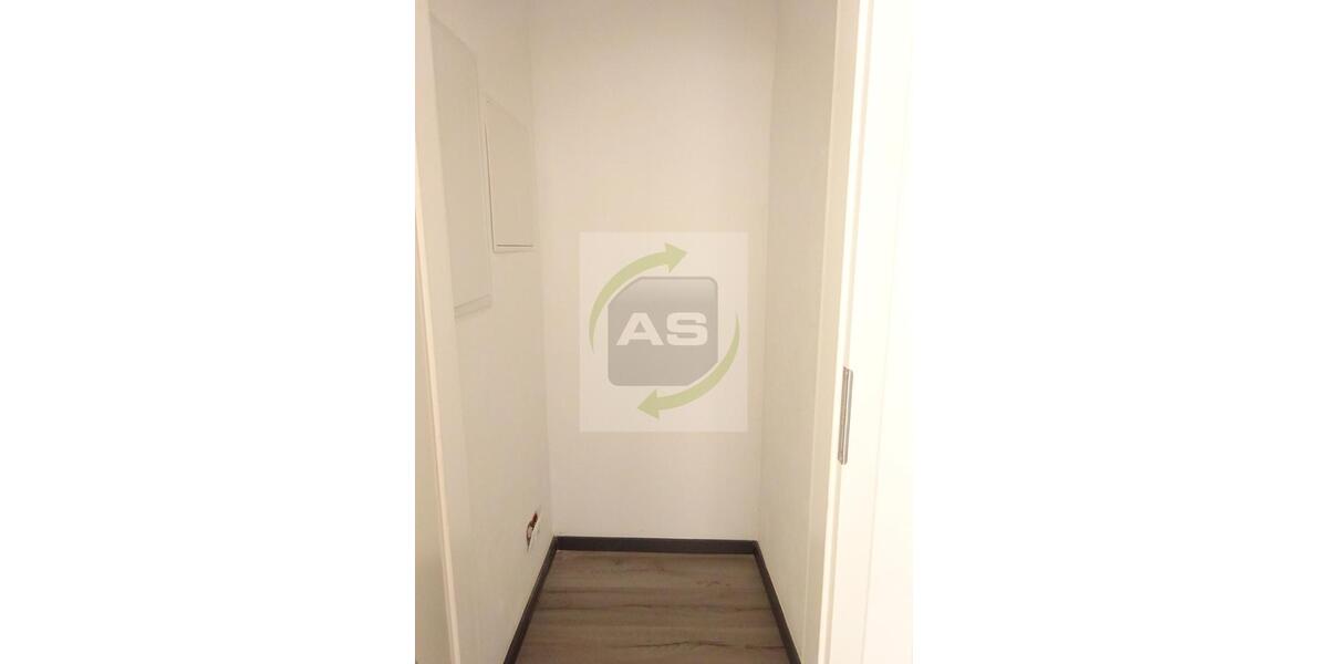 Etagenwohnung Meerane - 3 Zimmer, 82 m&sup2;, 610&euro; | Angebot:26247909