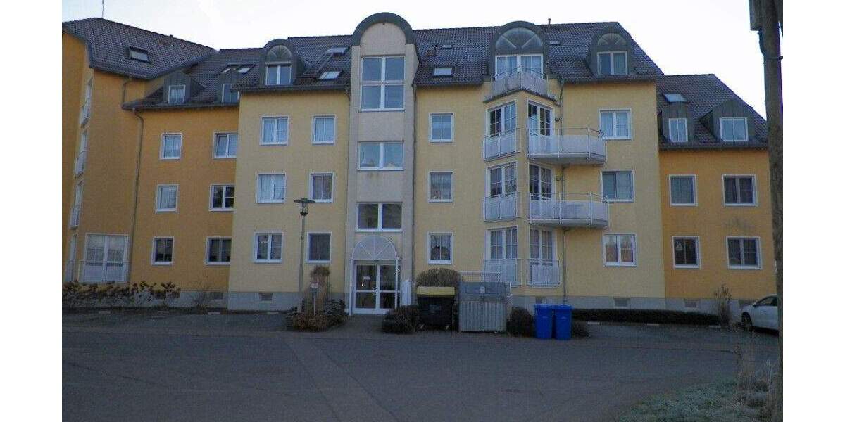 Etagenwohnung Zwickau Pölbitz - 2 Zimmer, 57 m&sup2;, 360&euro; | Angebot:25771743