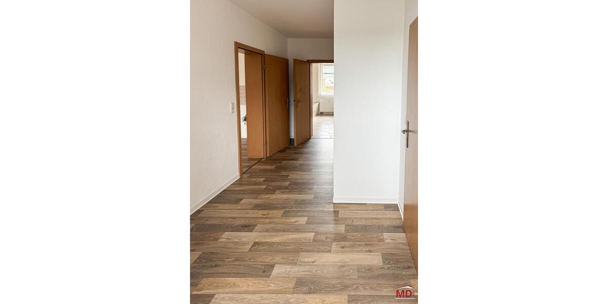 Etagenwohnung Oelsnitz (Erzgebirge) - 2 Zimmer, 65 m&sup2;, 330&euro; | Angebot:22144563