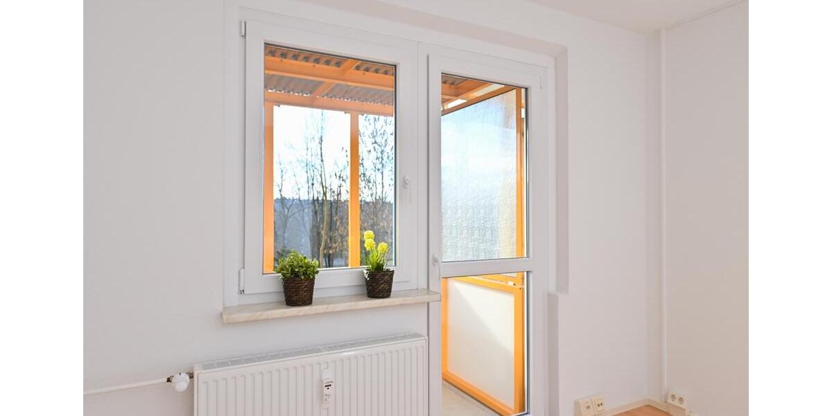 Etagenwohnung Reichenbach im Vogtland - 2 Zimmer, 41 m&sup2;, 290&euro; | Angebot:24867567