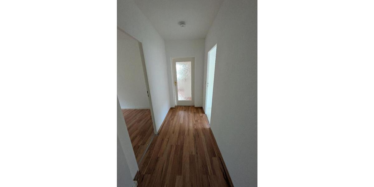 Erdgeschoßwohnung Limbach-Oberfrohna Oberfrohna - 3 Zimmer, 58 m&sup2;, 310&euro; | Angebot:25447497