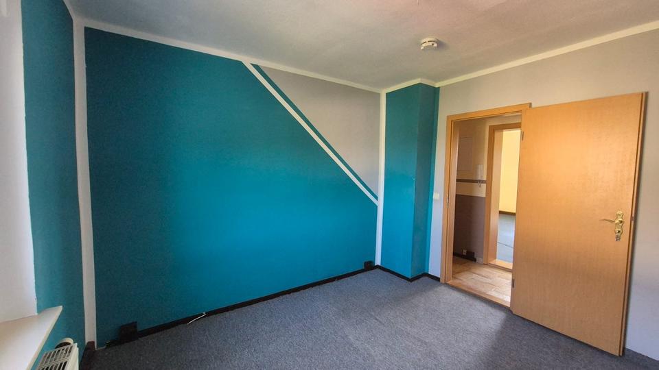 Etagenwohnung Elsterberg - 5 Zimmer, 63 m&sup2;, 300&euro; | Angebot:22688761