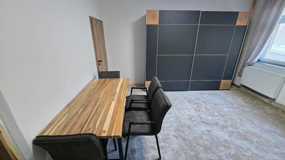 Erdgeschoßwohnung Reichenbach im Vogtland - 1.5 Zimmer, 39 m&sup2;, 349&euro; | Angebot:25398149
