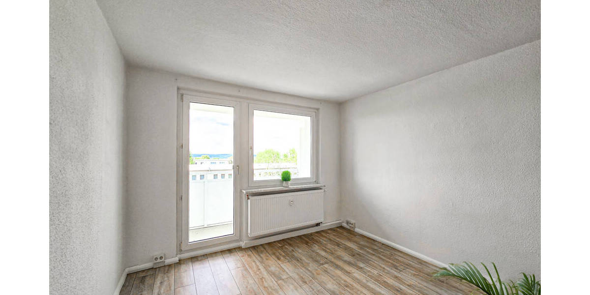 Etagenwohnung Zwickau Eckersbach - 4 Zimmer, 93 m&sup2;, 577&euro; | Angebot:25668578