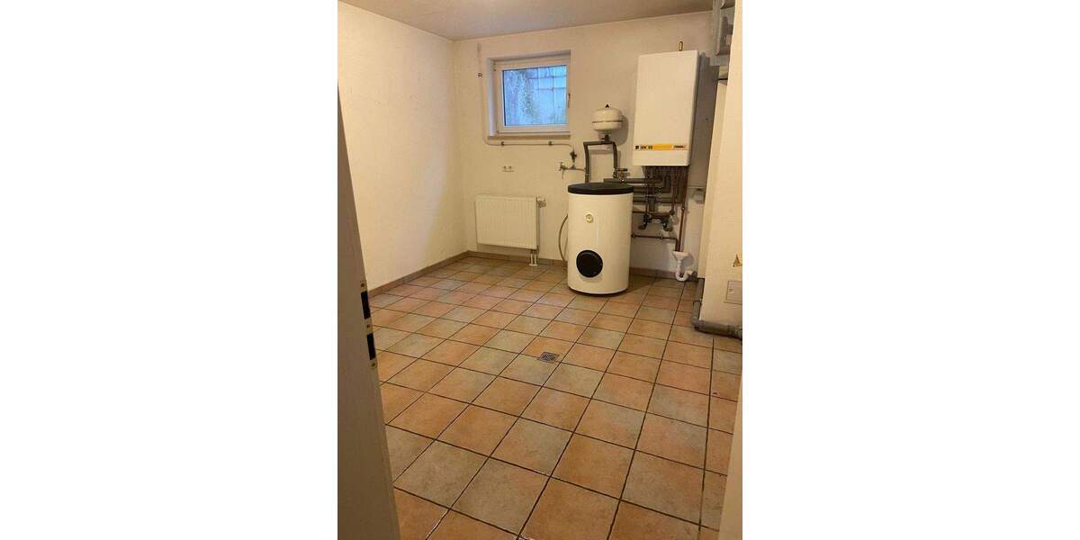 Reihenmittelhaus Aue - 5 Zimmer, 130 m&sup2;, 330.000&euro; | Angebot:25771065