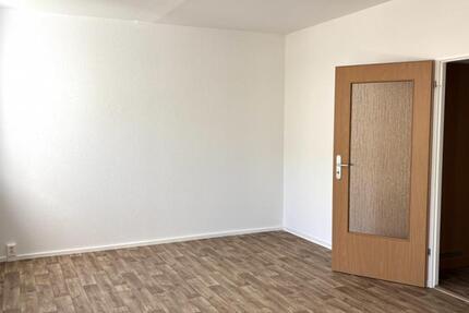 Wohnung Zwickau Neuplanitz - 2 Zimmer, 58 m&sup2;, 366&euro; | Angebot:26284718
