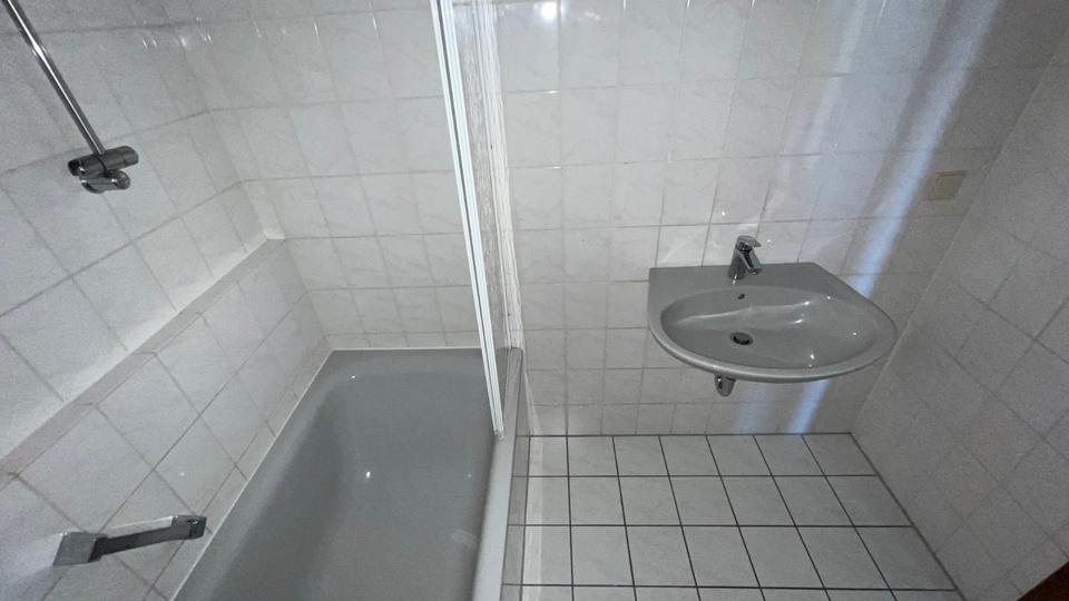 Dachgeschoßwohnung Zwickau Zwickau-Nord - 2 Zimmer, 66 m&sup2;, 390&euro; | Angebot:23807516