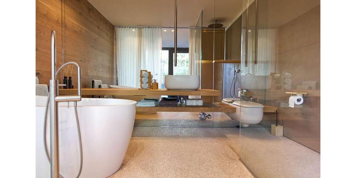 Etagenwohnung Zwickau Cainsdorf - 2 Zimmer, 68 m&sup2;, 1.200&euro; | Angebot:24742174