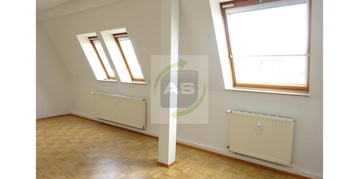 Dachgeschoßwohnung Zwickau Zwickau-Nord - 1 Zimmer, 35 m&sup2;, 250&euro; | Angebot:22591356