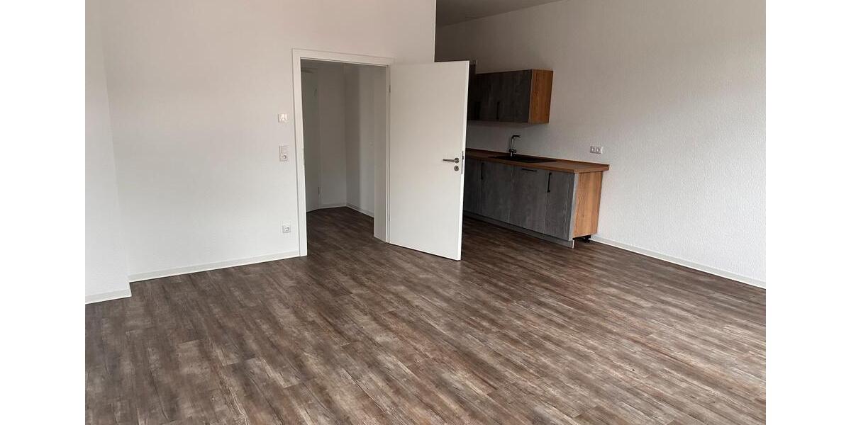 Etagenwohnung Meerane - 2 Zimmer, 89 m&sup2;, 668&euro; | Angebot:25381772
