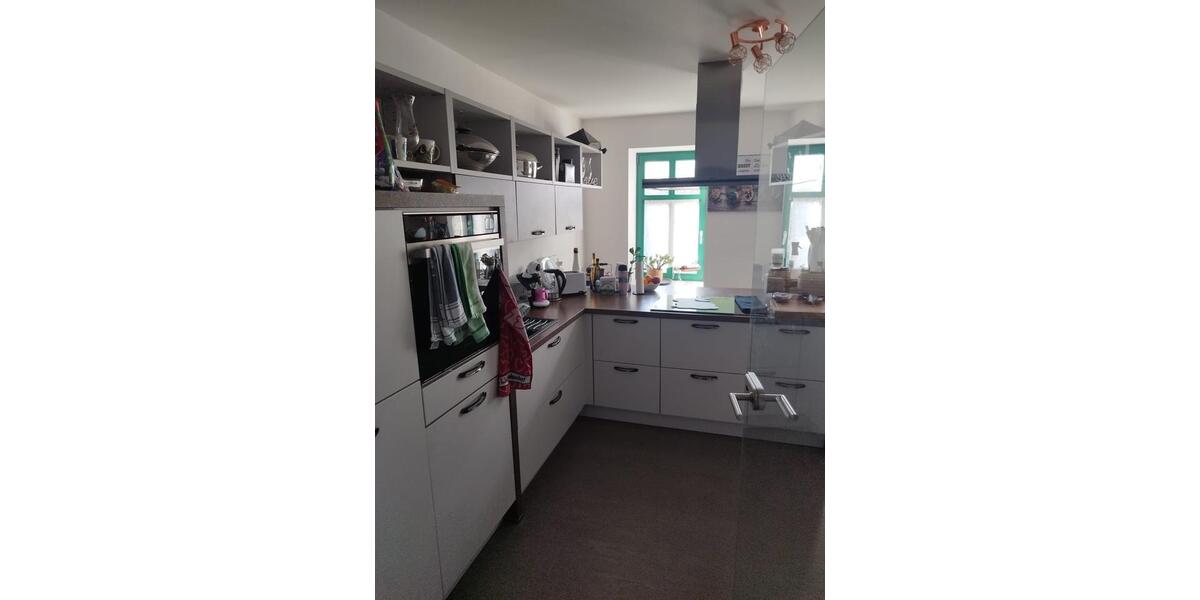 Dachgeschoßwohnung Stollberg (Erzgebirge) - 4 Zimmer, 103 m&sup2;, 892&euro; | Angebot:25510912