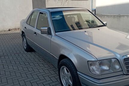 Mercedes-Benz 200 298.000 km 5.950 &euro; Reichenbach 08468