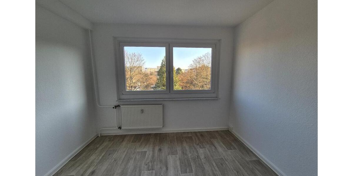 Etagenwohnung Hohenstein-Ernstthal Ernstthal - 3 Zimmer, 69 m&sup2;, 425&euro; | Angebot:24704363