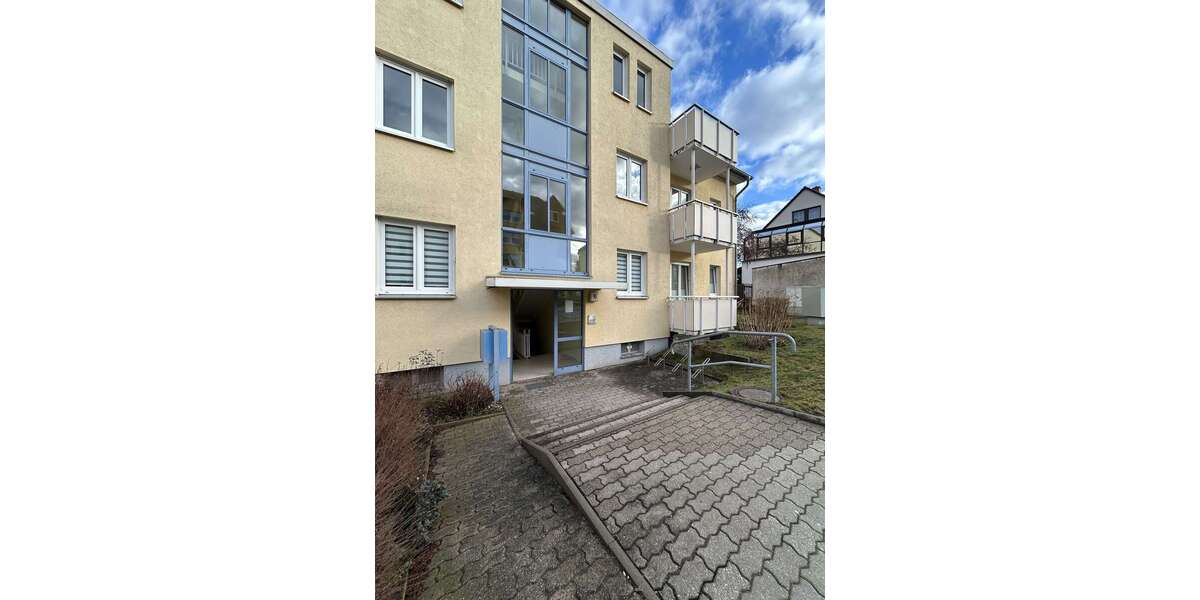 Etagenwohnung Werdau-Leubnitz Leubnitz - 3 Zimmer, 77 m&sup2;, 541&euro; | Angebot:25837823