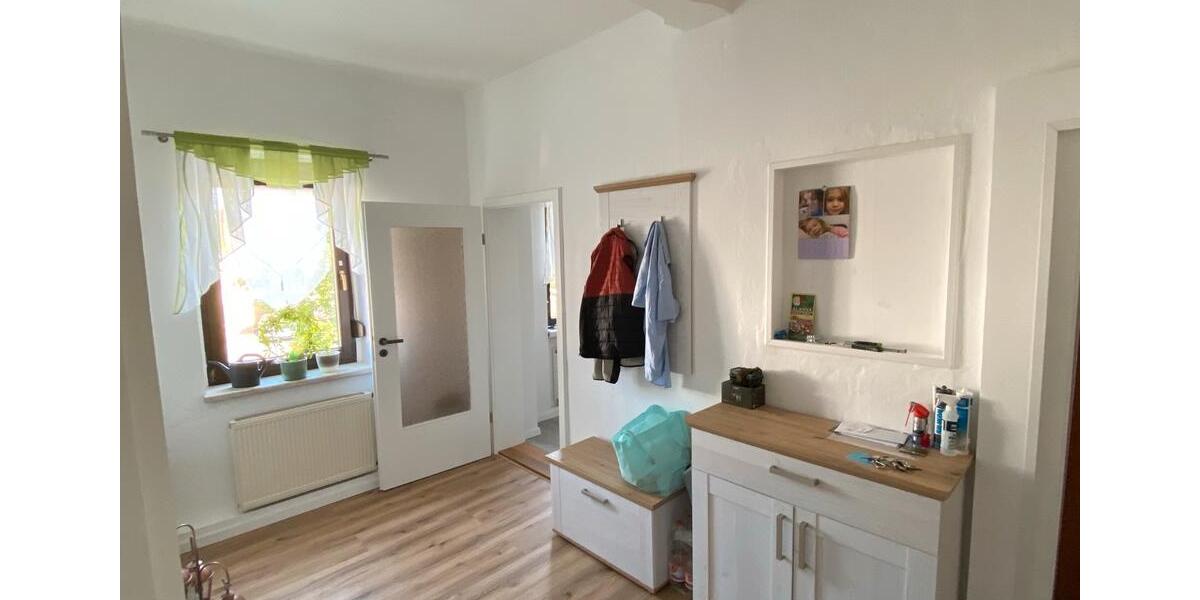 Einfamilienhaus Fraureuth - 11 Zimmer, 220 m&sup2;, 250.000&euro; | Angebot:24728324