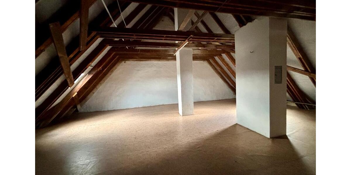Etagenwohnung Gersdorf - 3 Zimmer, 57 m&sup2;, 45.000&euro; | Angebot:26440561