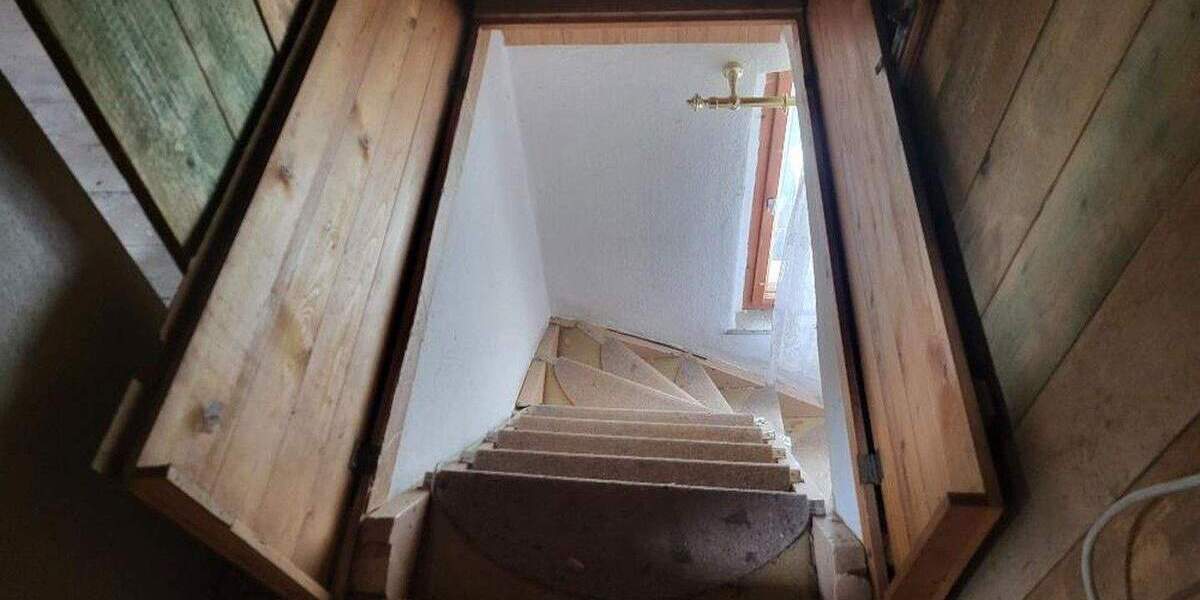 Einfamilienhaus Lengenfeld - 3 Zimmer, 90 m&sup2;, 45.000&euro; | Angebot:25670679