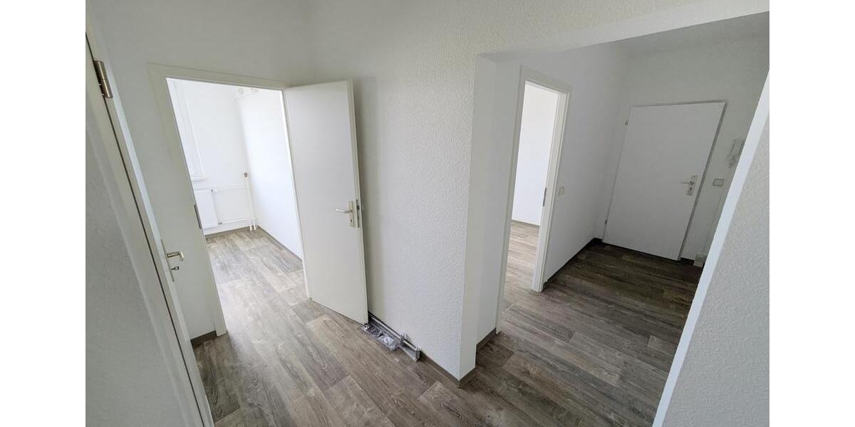 Etagenwohnung Limbach-Oberfrohna Oberfrohna - 2 Zimmer, 62 m&sup2;, 331&euro; | Angebot:26681019
