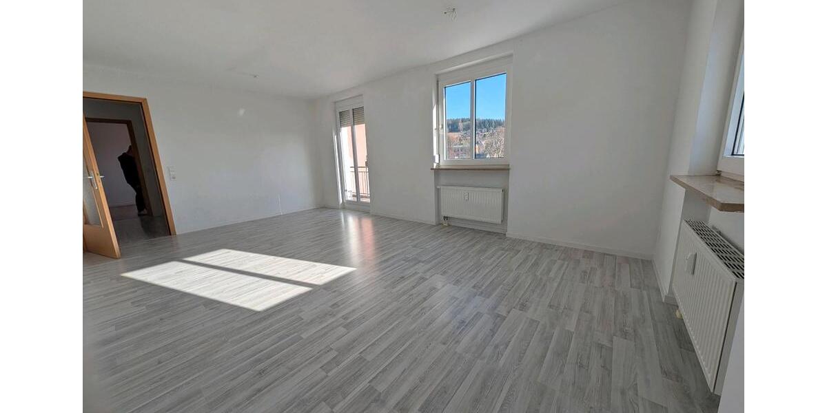 Etagenwohnung Thalheim/Erzgebirge Erzgebirge - 4 Zimmer, 98 m&sup2;, 810&euro; | Angebot:25419782