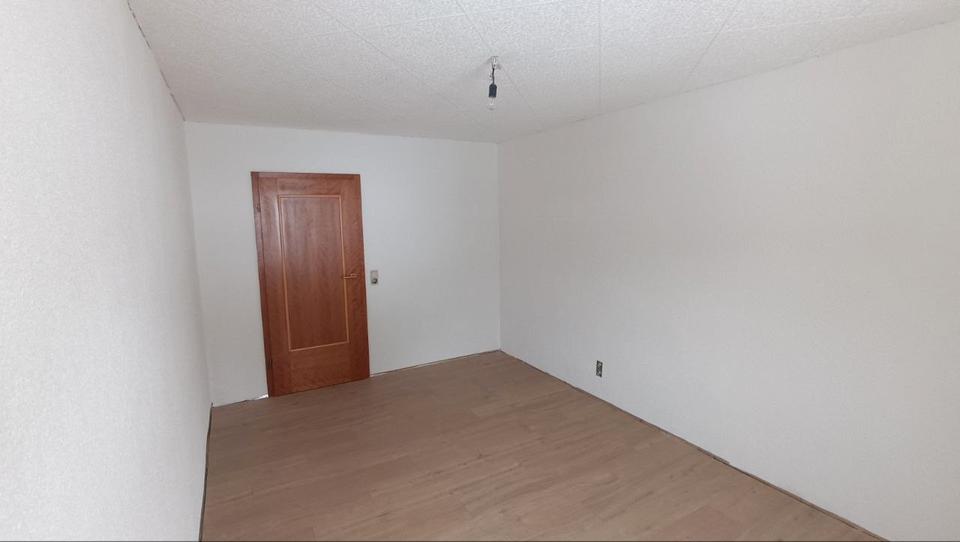 Erdgeschoßwohnung Zschorlau - 3 Zimmer, 72 m&sup2;, 468&euro; | Angebot:24661290