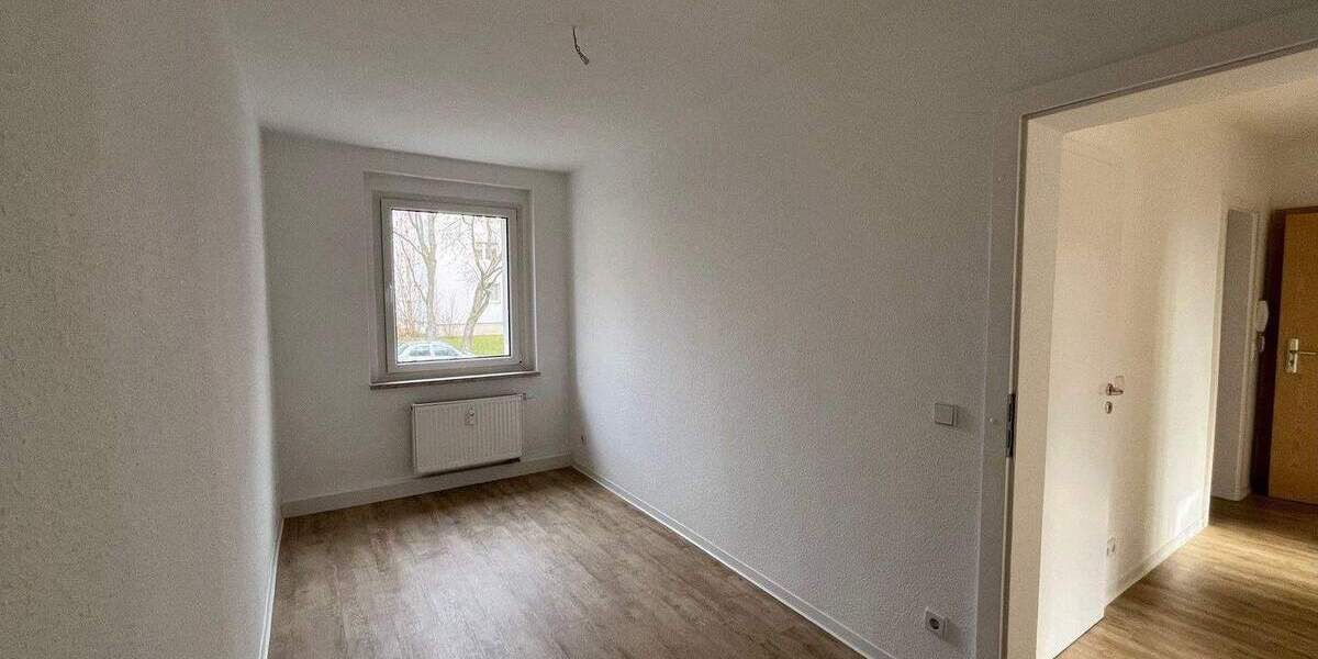 Etagenwohnung Zwickau Marienthal - 3 Zimmer, 56 m&sup2;, 350&euro; | Angebot:25800089