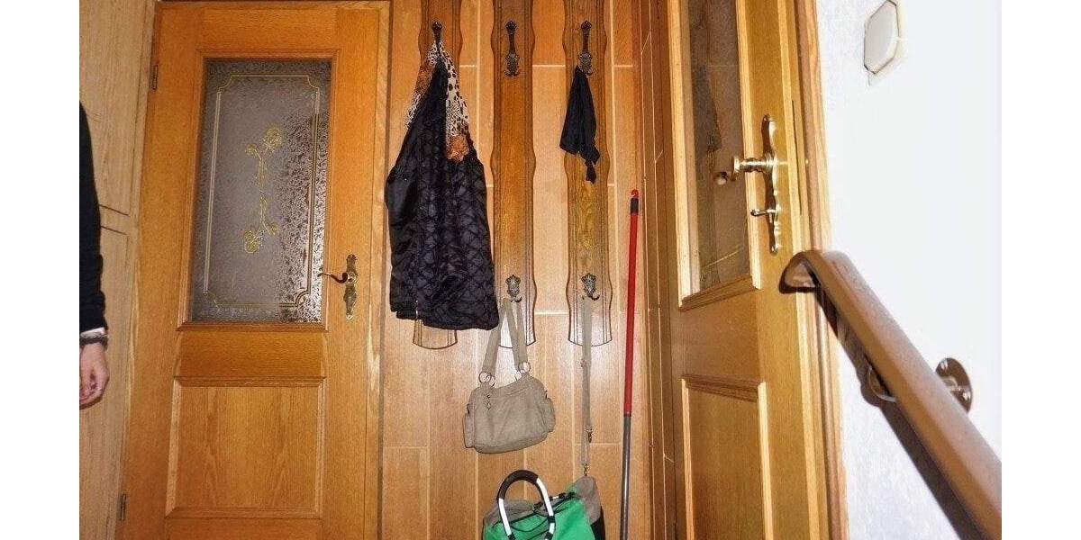 Einfamilienhaus Treuen Eich - 6 Zimmer, 159 m&sup2;, 269.000&euro; | Angebot:25686185