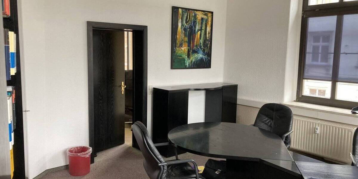 Gewerbeobjekt Zwickau Innenstadt - 6 Zimmer, 118 m&sup2;, 800&euro; | Angebot:25707403