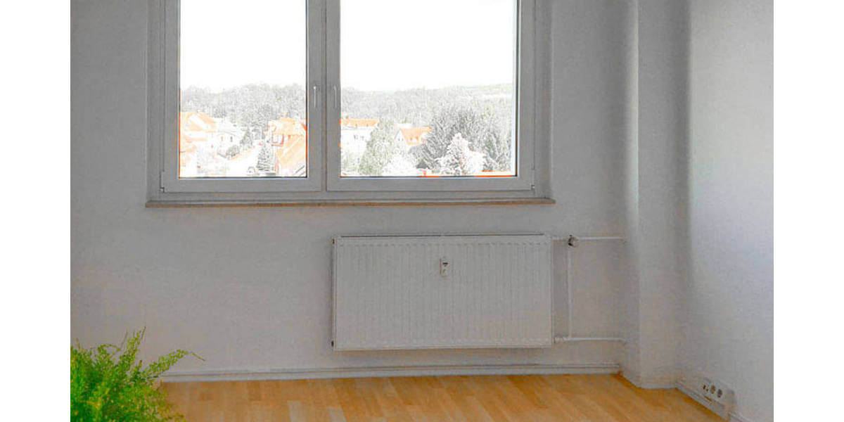Etagenwohnung Zwickau Eckersbach - 3 Zimmer, 69 m&sup2;, 414&euro; | Angebot:25676713