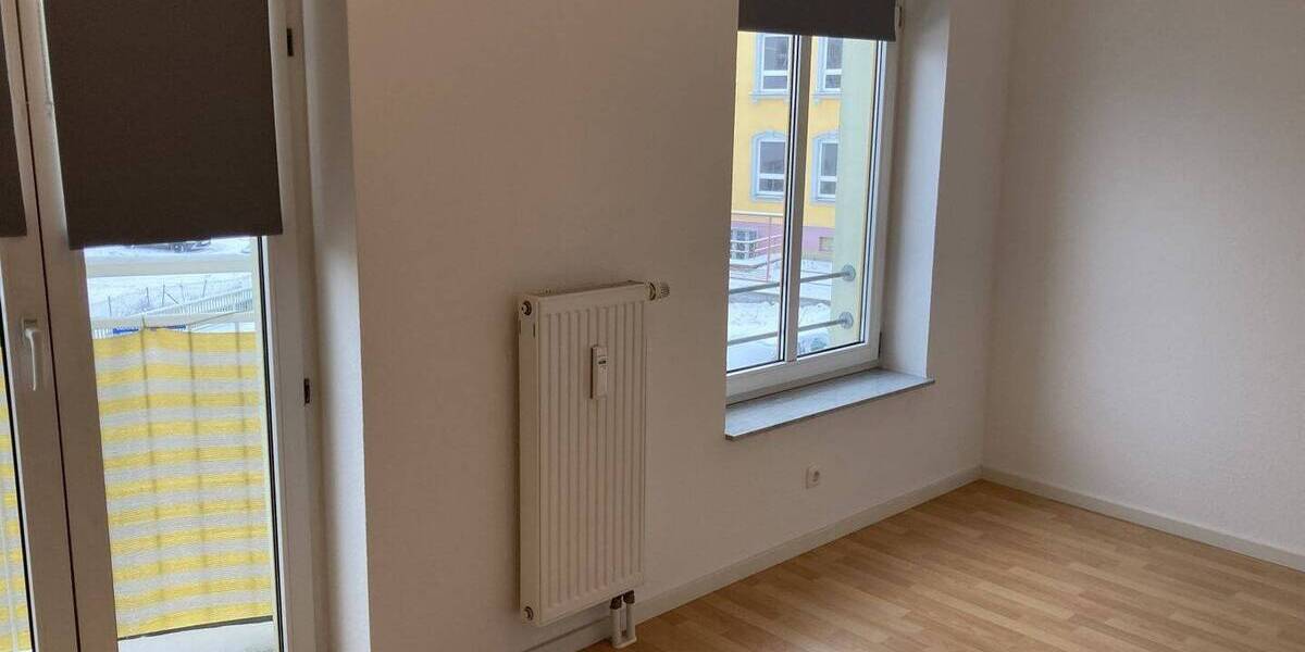 Etagenwohnung Zwickau Bahnhofsvorstadt - 1 Zimmer, 43 m&sup2;, 50.000&euro; | Angebot:25707410