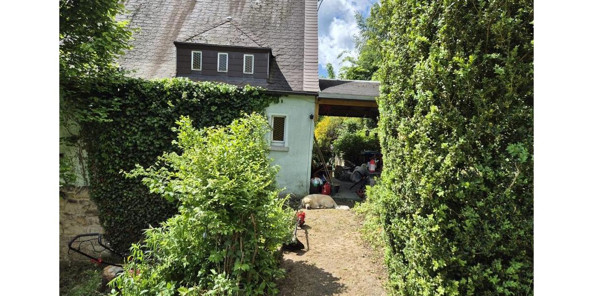 Einfamilienhaus Netzschkau - 4 Zimmer, 120 m&sup2;, 70.000&euro; | Angebot:26786733