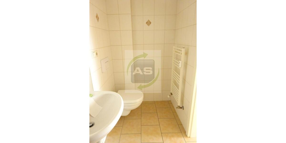 Etagenwohnung Zwickau - 5 Zimmer, 130 m&sup2;, 1.150&euro; | Angebot:26624039