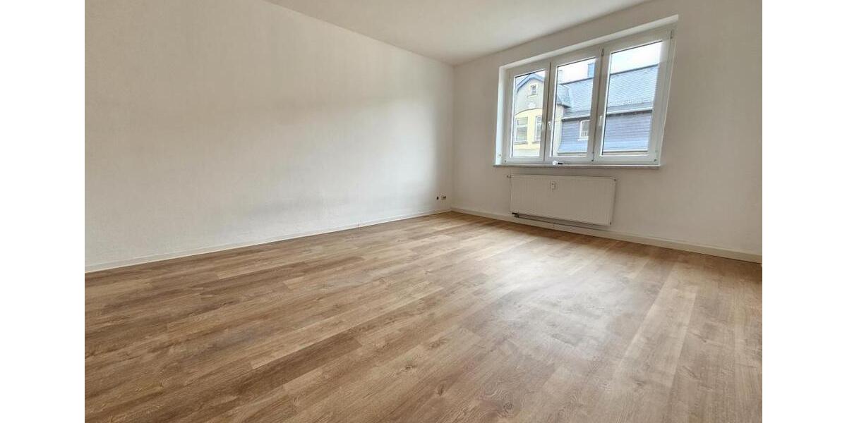 Etagenwohnung Aue-Bad Schlema Bad Schlema - 3 Zimmer, 84 m&sup2;, 439&euro; | Angebot:25084332