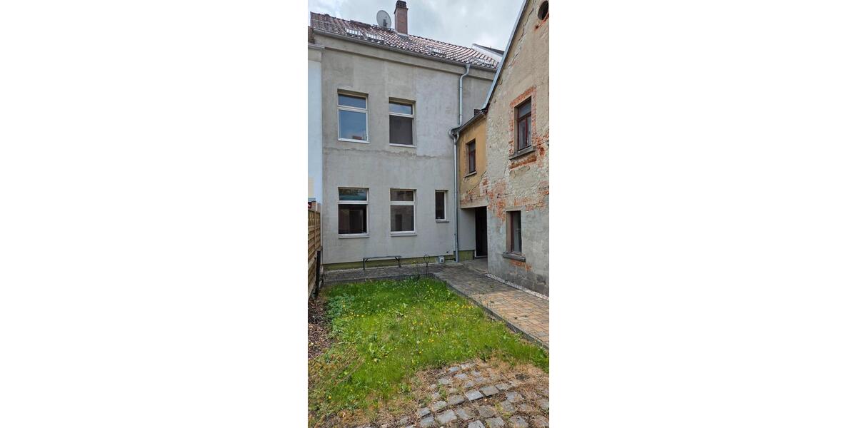 Reihenhaus Crimmitschau - 6 Zimmer, 103 m&sup2;, 80.000&euro; | Angebot:27085582