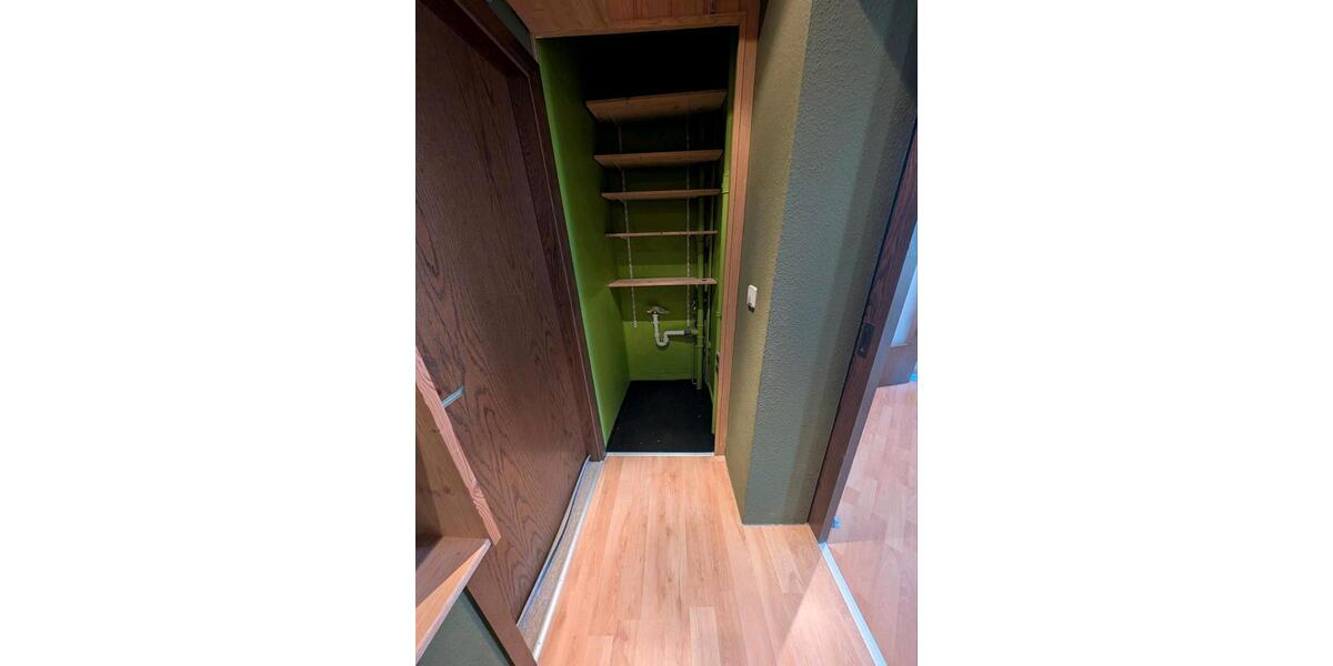Erdgeschoßwohnung Zwickau Cainsdorf - 4 Zimmer, 134 m&sup2;, 670&euro; | Angebot:26339657