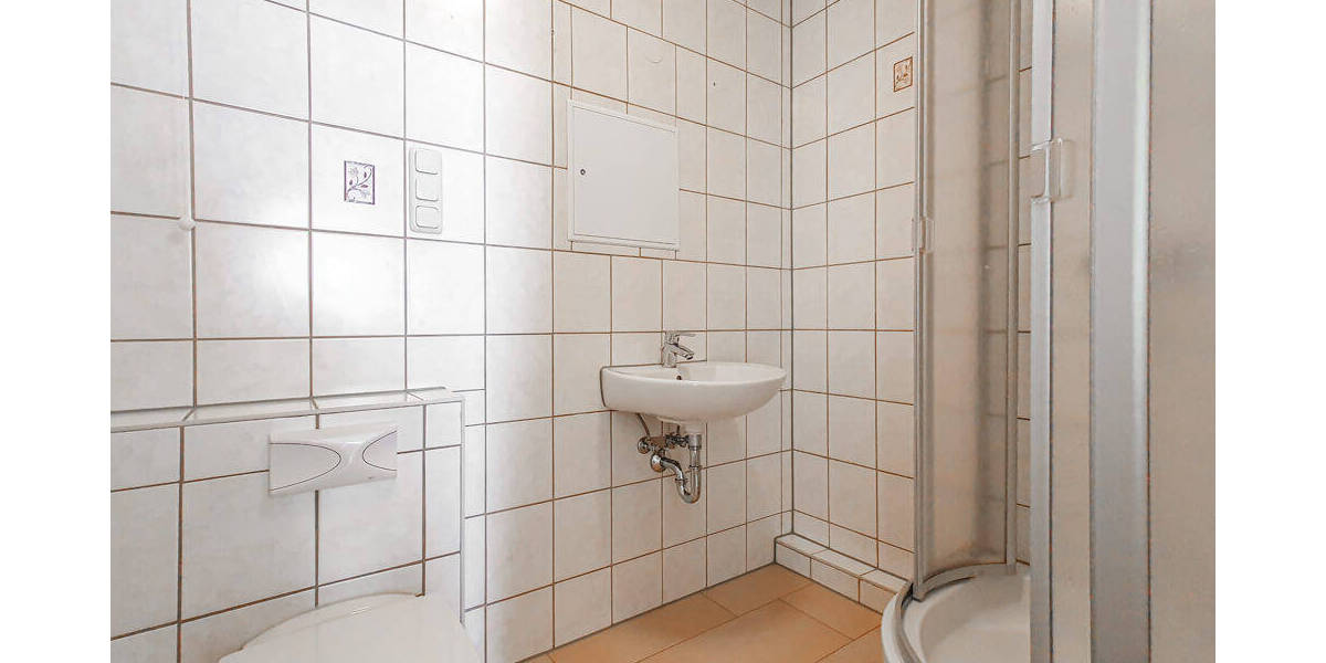 Etagenwohnung Zwickau Eckersbach - 3 Zimmer, 71 m&sup2;, 412&euro; | Angebot:25733941