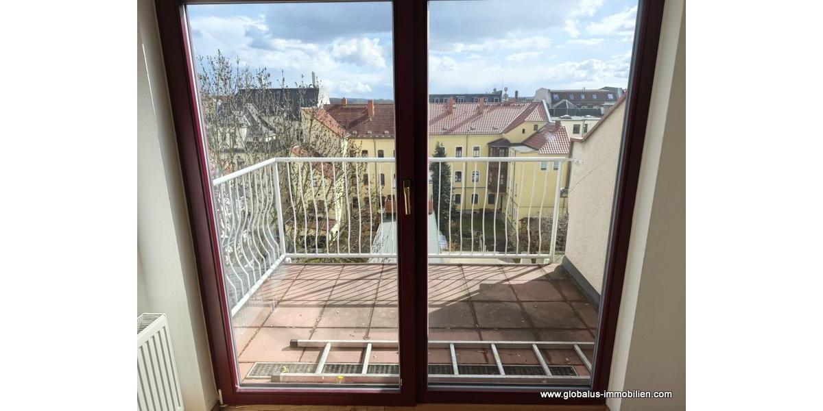 Dachgeschoßwohnung Zwickau - 2 Zimmer, 39 m&sup2;, 275&euro; | Angebot:25871106