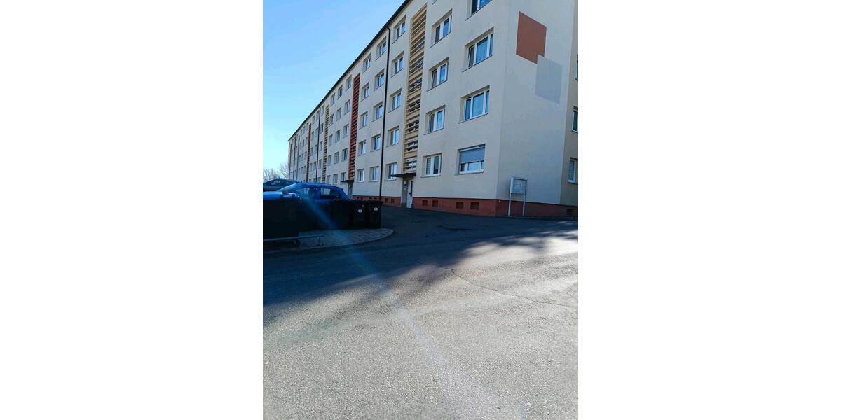 Erdgeschoßwohnung Lengenfeld - 3 Zimmer, 59 m&sup2;, 35.000&euro; | Angebot:26972788