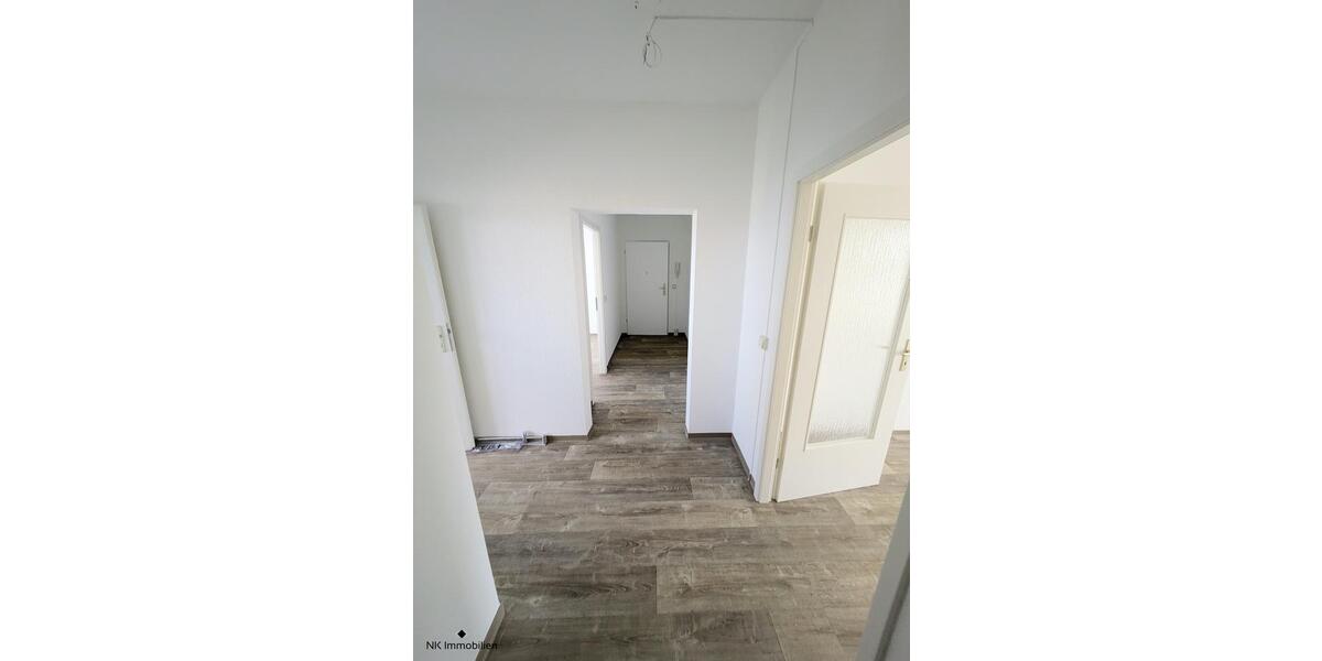 Etagenwohnung Limbach-Oberfrohna Oberfrohna - 2 Zimmer, 62 m&sup2;, 331&euro; | Angebot:25945662