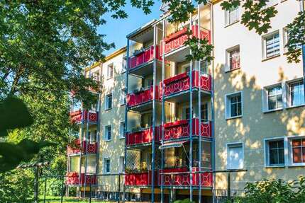 Wohnung Zwickau Eckersbach E 1 - 1 Zimmer, 33 m&sup2;, 231&euro; | Angebot:27316492