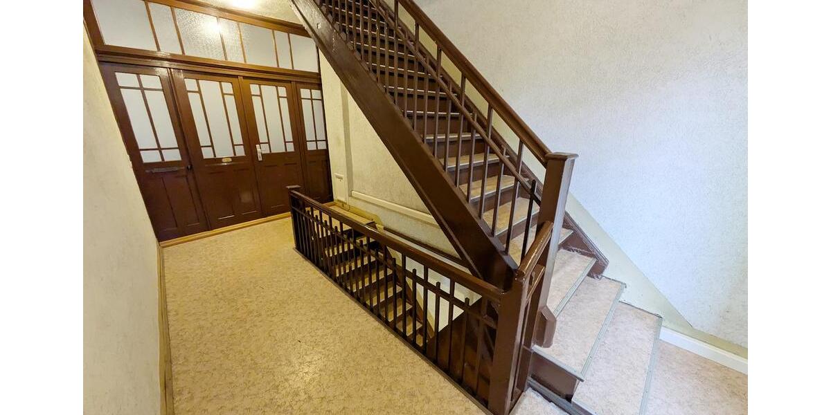 Etagenwohnung Waldenburg - 2 Zimmer, 76 m&sup2;, 300&euro; | Angebot:25945718