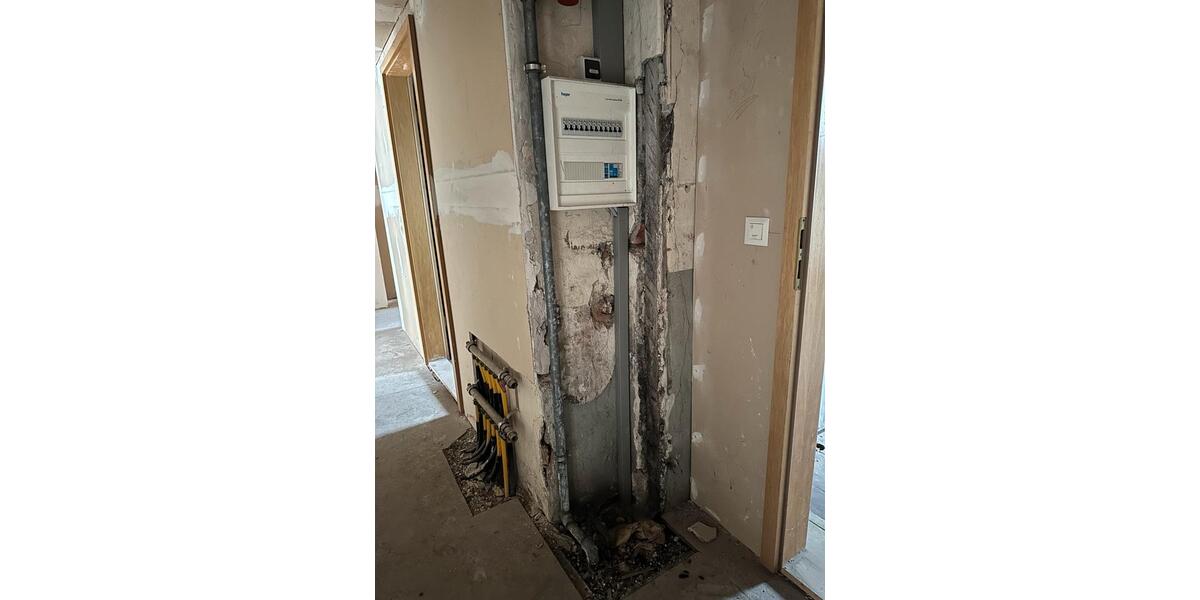 Reihenhaus Crimmitschau - 10 Zimmer, 200 m&sup2;, 25.000&euro; | Angebot:25648685