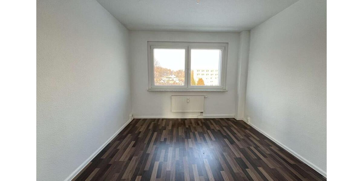 Etagenwohnung Reinsdorf - 6 Zimmer, 112 m&sup2;, 680&euro; | Angebot:24535095