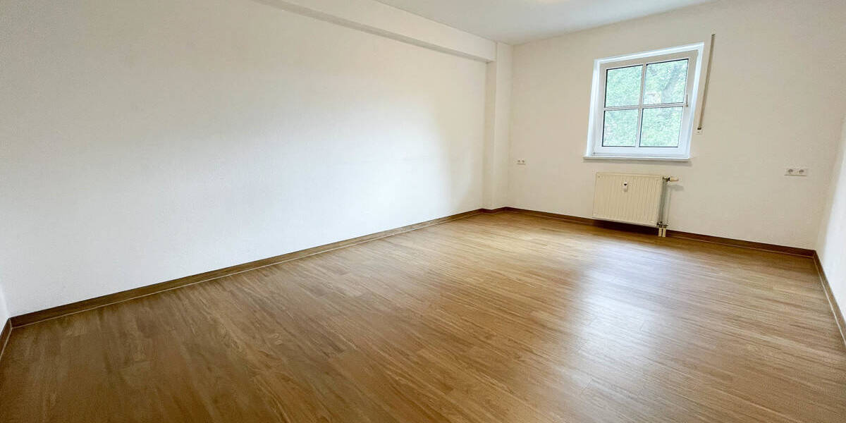 Etagenwohnung Aue Aue - 3 Zimmer, 85 m&sup2;, 550&euro; | Angebot:25688145