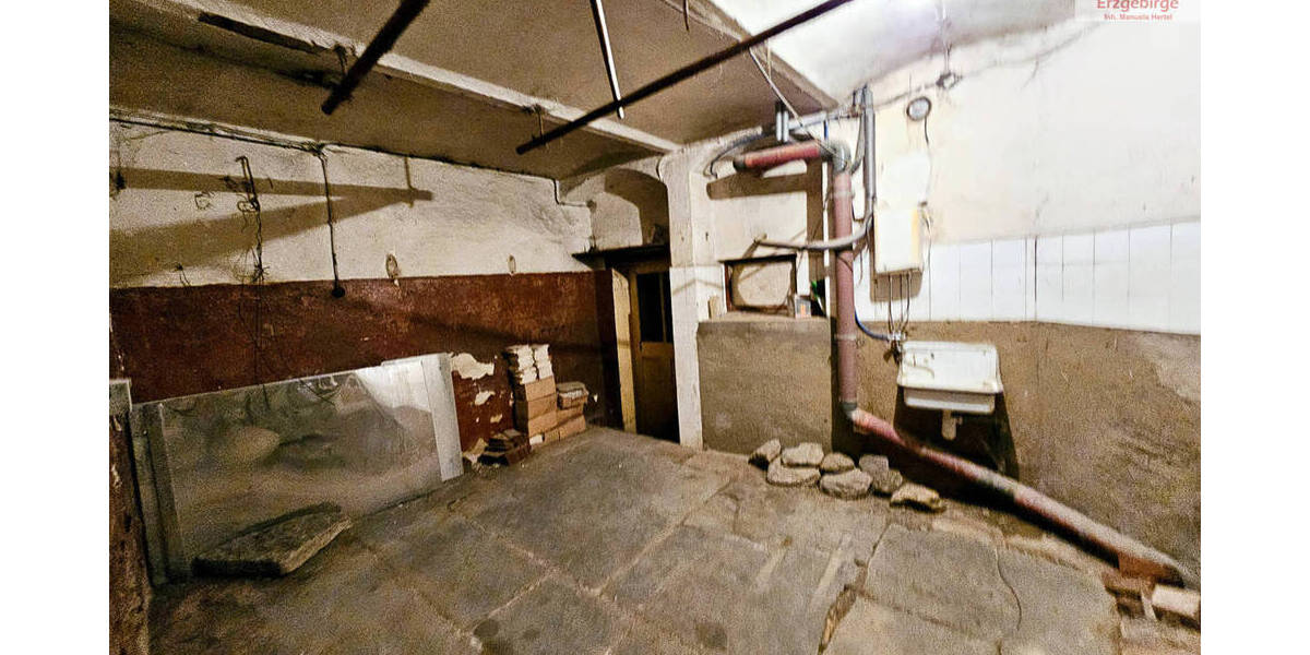 Reihenmittelhaus Schwarzenberg - 1 Zimmer, 269 m&sup2;, 39.000&euro; | Angebot:25688157