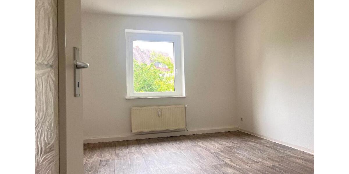 Etagenwohnung Mülsen - 3 Zimmer, 68 m&sup2;, 425&euro; | Angebot:22551808