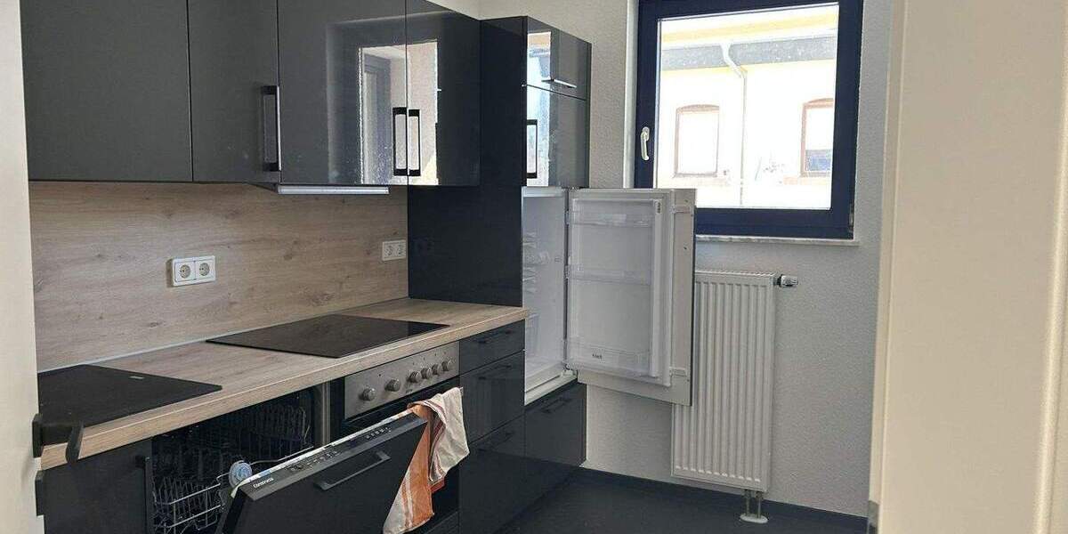 Etagenwohnung Zwickau Marienthal - 2 Zimmer, 56 m&sup2;, 390&euro; | Angebot:25707556