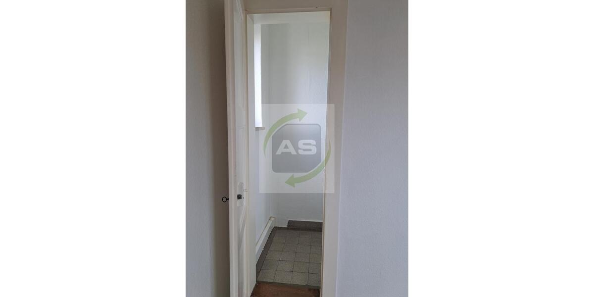 Erdgeschoßwohnung Werdau - 2 Zimmer, 60 m&sup2;, 350&euro; | Angebot:25916319