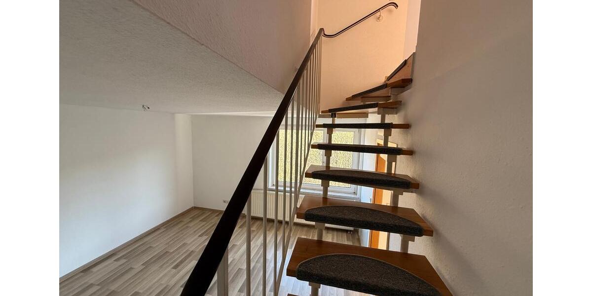 Maisonettenwohnung Reichenbach im Vogtland - 4 Zimmer, 81 m&sup2;, 405&euro; | Angebot:25383068