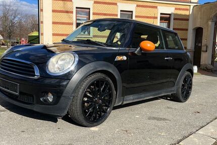 Mini ONE 153.000 km 4.000 &euro; Crimmitschau 08451
