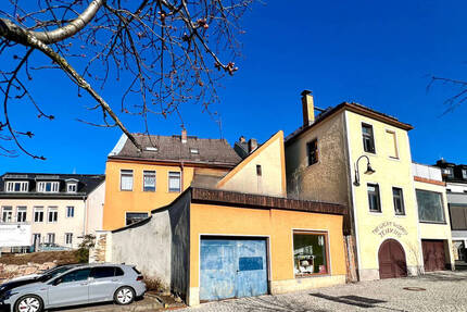 Haus Auerbach - 8 Zimmer, 160 m&sup2;, 69.000&euro; | Angebot:25746718